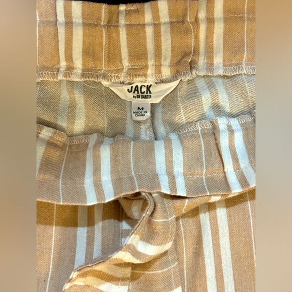 Jack by BB Dakota capris pants, tan & white vertical stripes, wide leg, size M. - Picture 4 of 5